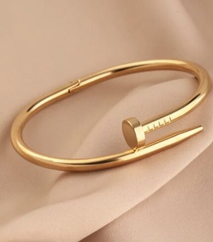 anti tarnish nail bracelet