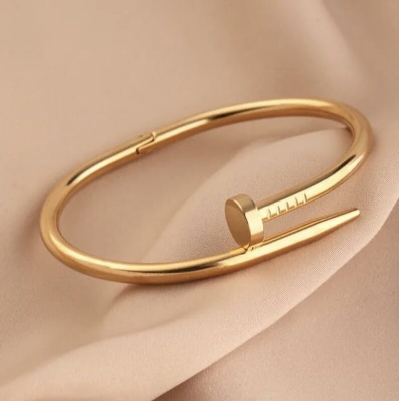 anti tarnish nail bracelet