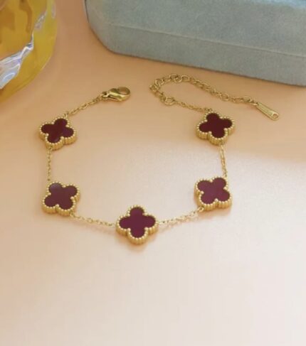 anti tarnish black clover chain bracelet