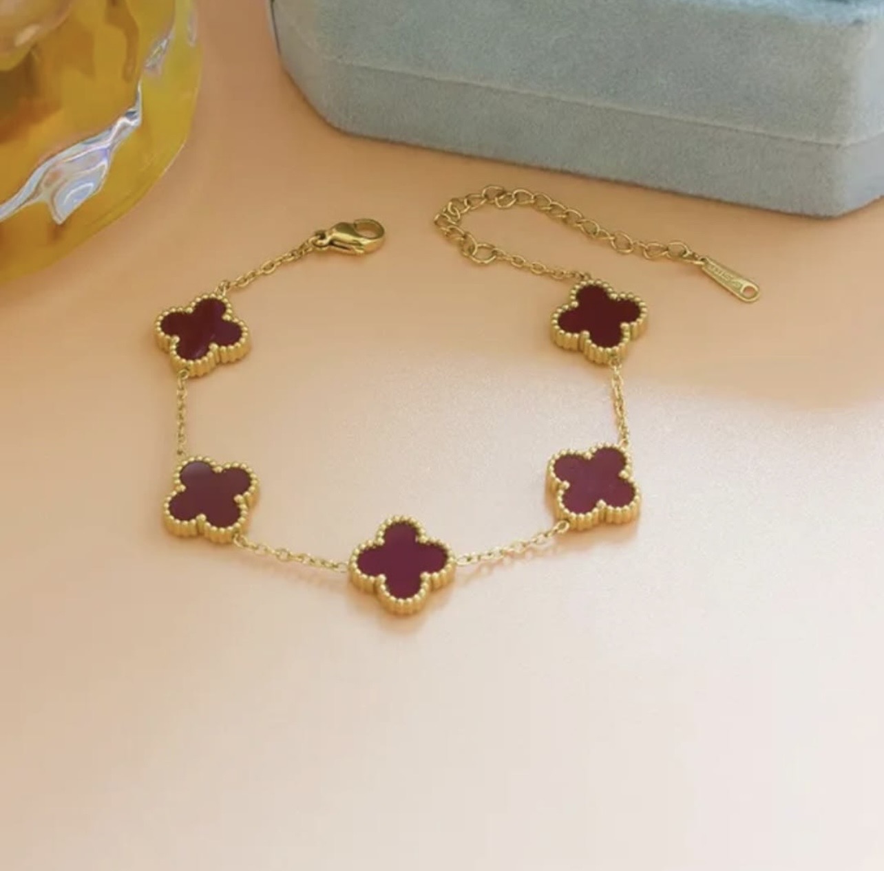 anti tarnish black clover chain bracelet anti tarnish black clover chain bracelet